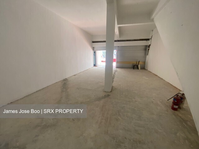Super busy amk central shop | near mrt | avail soon  (D20), Shop House #530720161